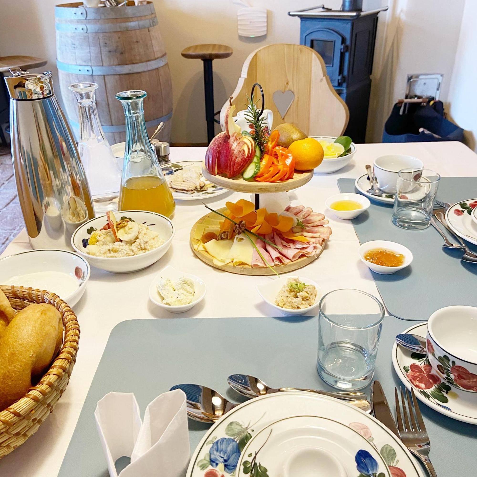 Kaeferberghof Im Burgenland, Komfortzimmer Mit Fruehstueck, Bed & Breakfast, Urlaub Am Bauernhof Eltendorf Eksteriør bilde
